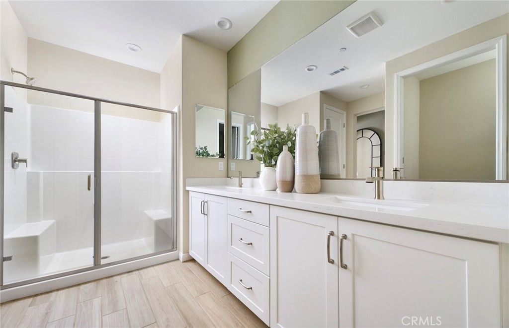 Image 6 of property listing at 25178 Banded Hills Drive, Menifee, CA 92585