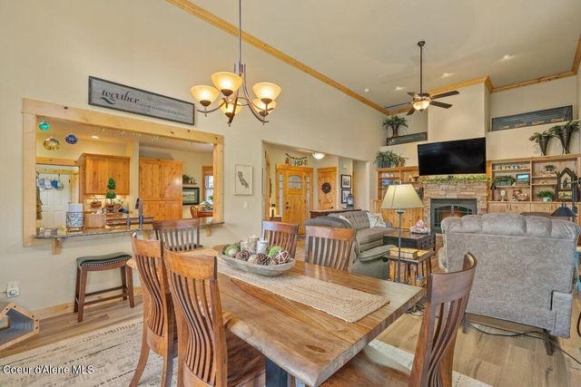 74 Bellflower Ct, Blanchard, ID 83804