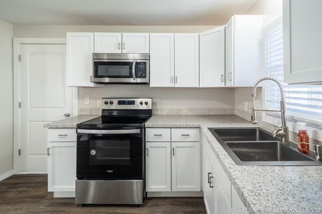 113 N Prospect Street, Belding, MI 48809