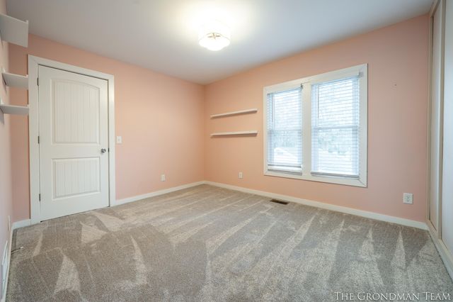 113 N Prospect Street, Belding, MI 48809