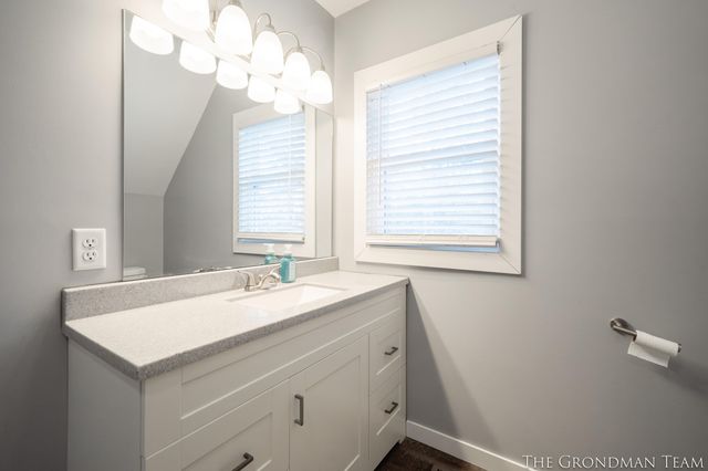 113 N Prospect Street, Belding, MI 48809