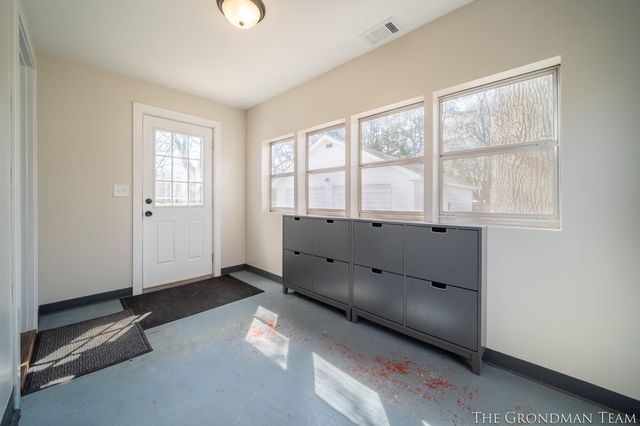 113 N Prospect Street, Belding, MI 48809