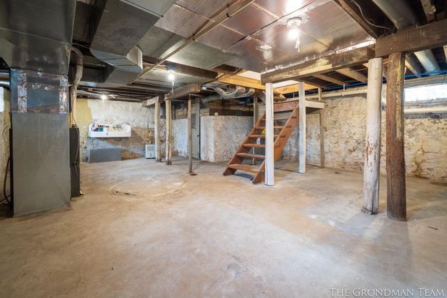 113 N Prospect Street, Belding, MI 48809