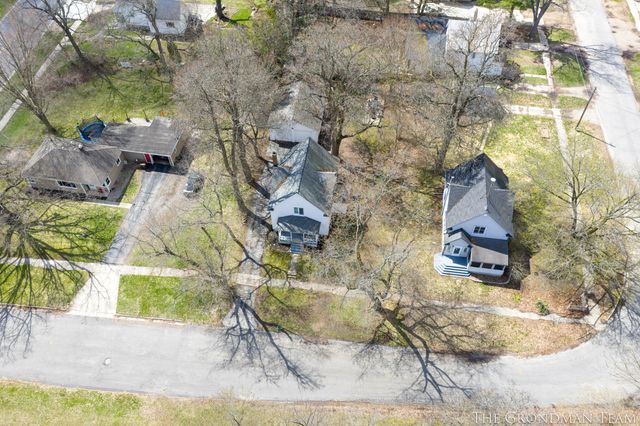 113 N Prospect Street, Belding, MI 48809