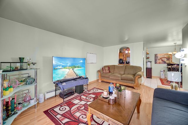 2325 N Neva Avenue 204B, Chicago, IL 60707