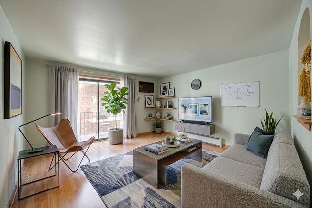 2325 N Neva Avenue 204B, Chicago, IL 60707