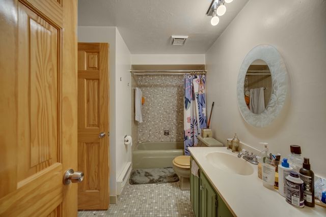 2325 N Neva Avenue 204B, Chicago, IL 60707