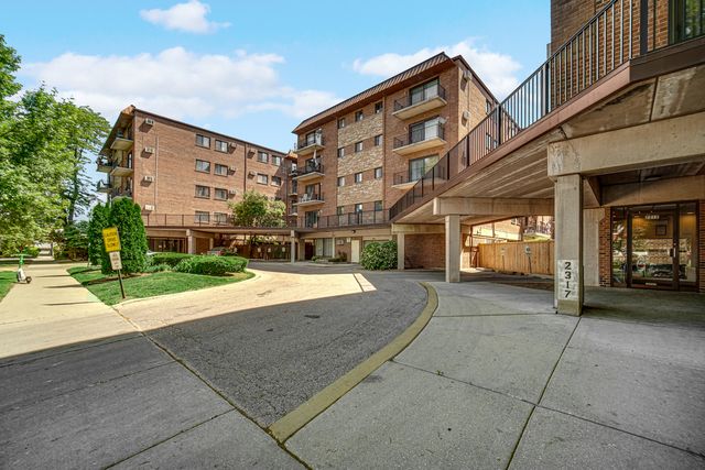 2325 N Neva Avenue 204B, Chicago, IL 60707