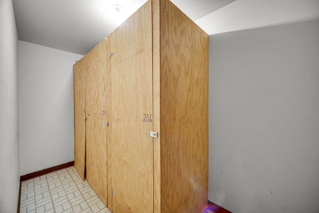 2325 N Neva Avenue 204B, Chicago, IL 60707