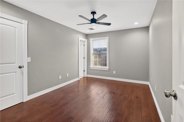 813 Marcus Street, Bentonville, AR 72712