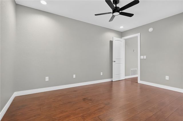 813 Marcus Street, Bentonville, AR 72712