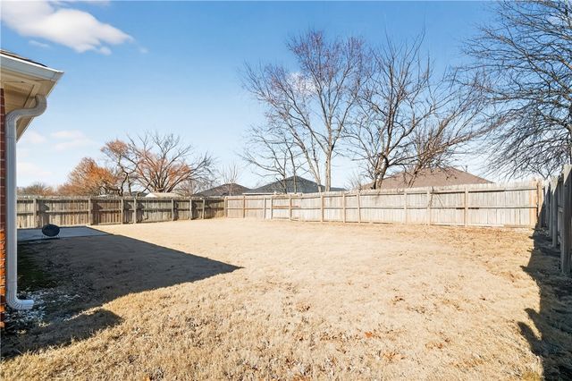 813 Marcus Street, Bentonville, AR 72712