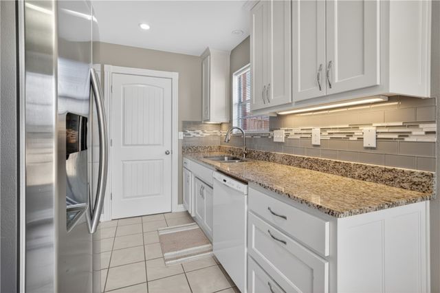 813 Marcus Street, Bentonville, AR 72712