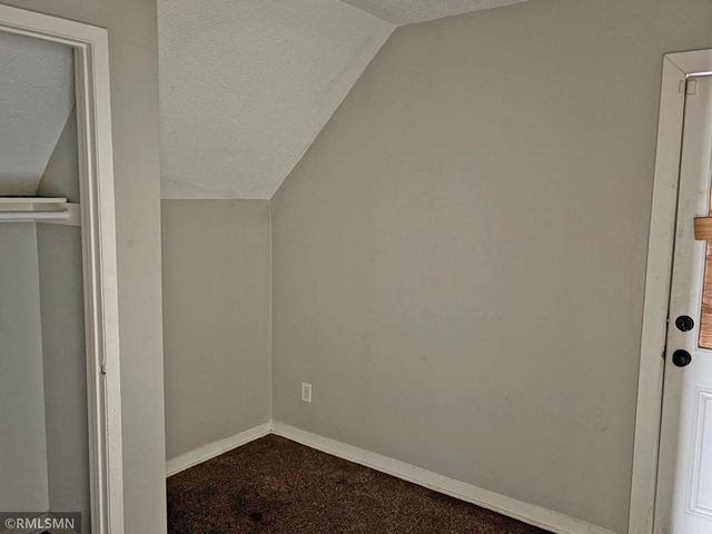 1914 Penn Avenue N, Minneapolis, MN 55411