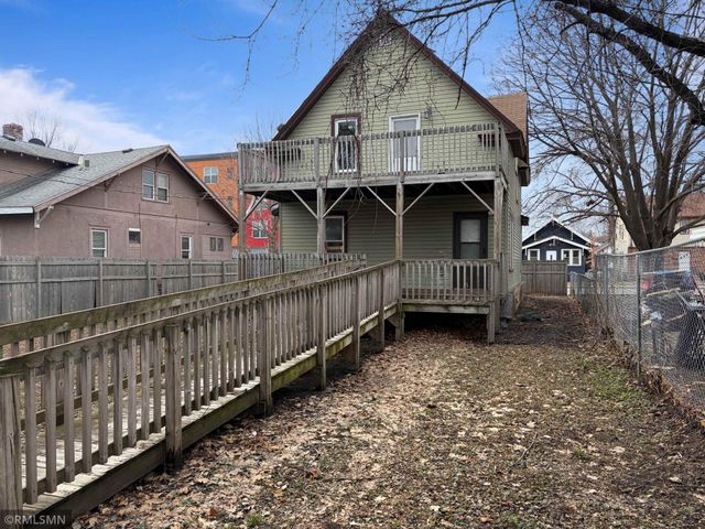 1914 Penn Avenue N, Minneapolis, MN 55411