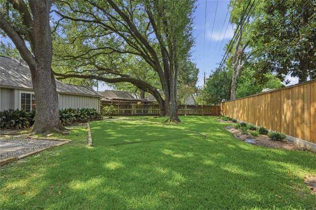 12435 Kimberley Lane, Houston, TX 77024