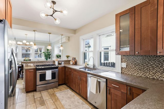 4111 Pillsbury Avenue S, Minneapolis, MN 55409