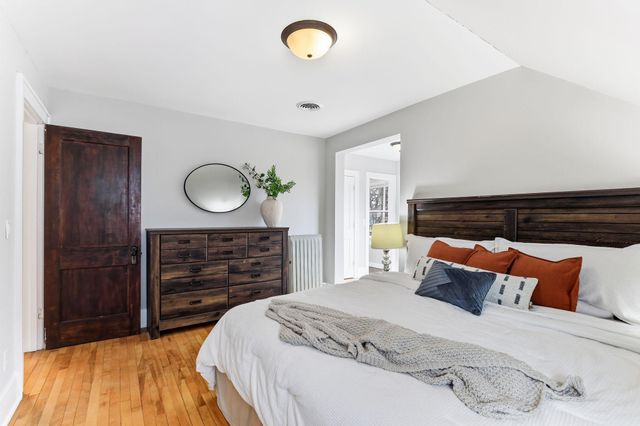 4111 Pillsbury Avenue S, Minneapolis, MN 55409