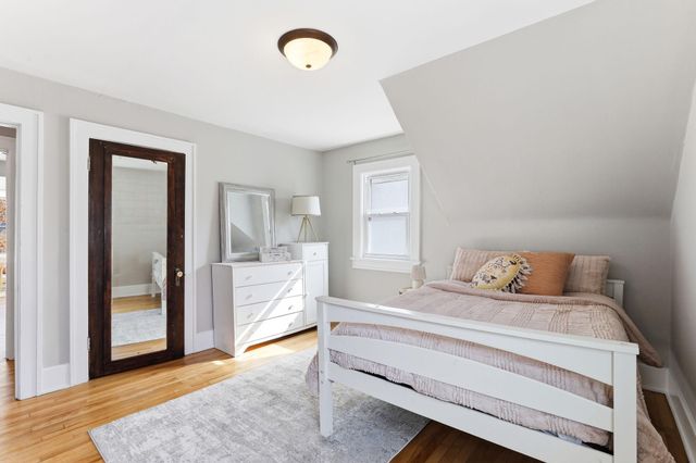 4111 Pillsbury Avenue S, Minneapolis, MN 55409