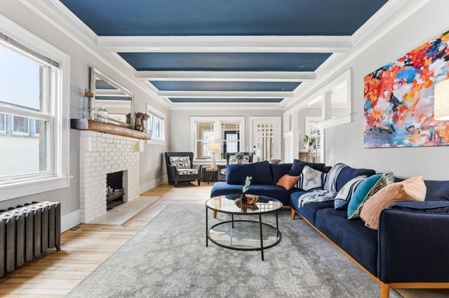 4111 Pillsbury Avenue S, Minneapolis, MN 55409