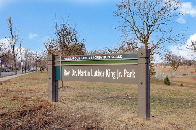 4111 Pillsbury Avenue S, Minneapolis, MN 55409