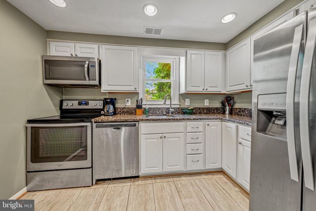 1634 NATHAN LN, Herndon, VA 20170