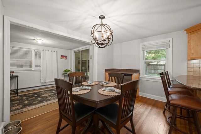 212 Emerson St, Springfield, MA 01118