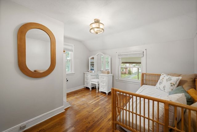 212 Emerson St, Springfield, MA 01118