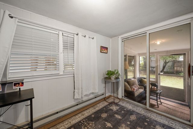 212 Emerson St, Springfield, MA 01118