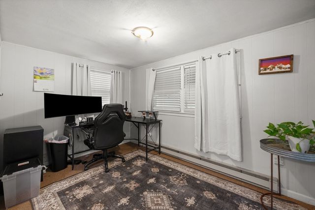 212 Emerson St, Springfield, MA 01118