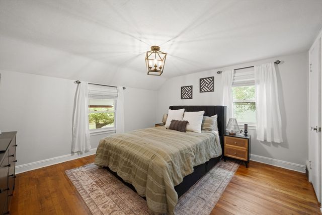 212 Emerson St, Springfield, MA 01118