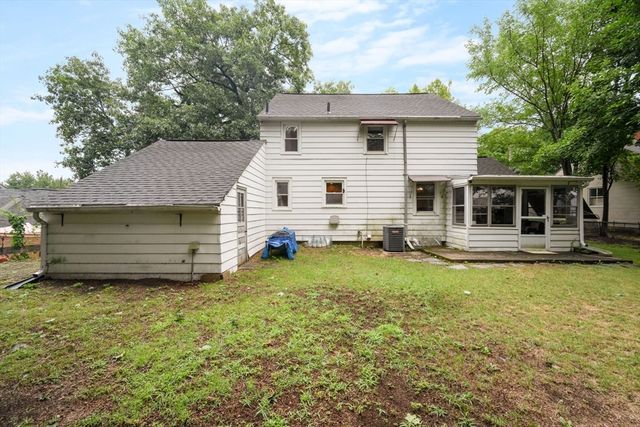212 Emerson St, Springfield, MA 01118