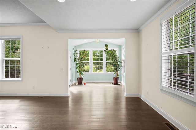 85 Brighton Drive, Aurora, OH 44202