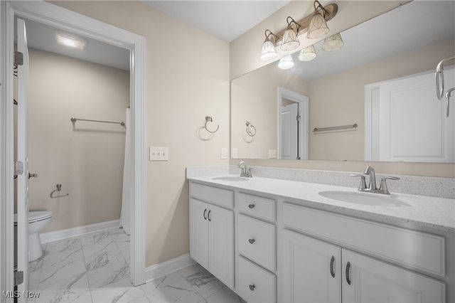 85 Brighton Drive, Aurora, OH 44202