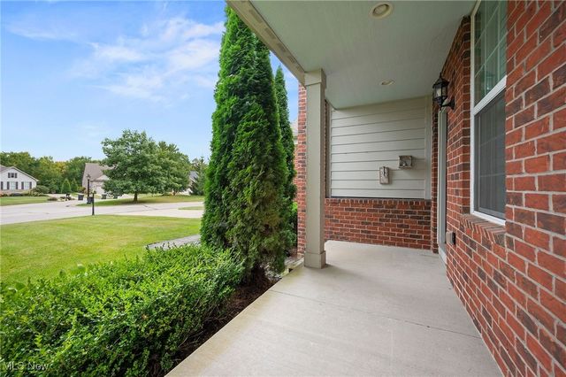 85 Brighton Drive, Aurora, OH 44202