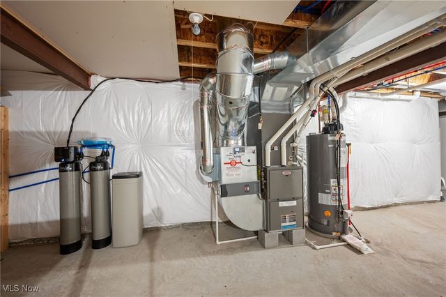 85 Brighton Drive, Aurora, OH 44202