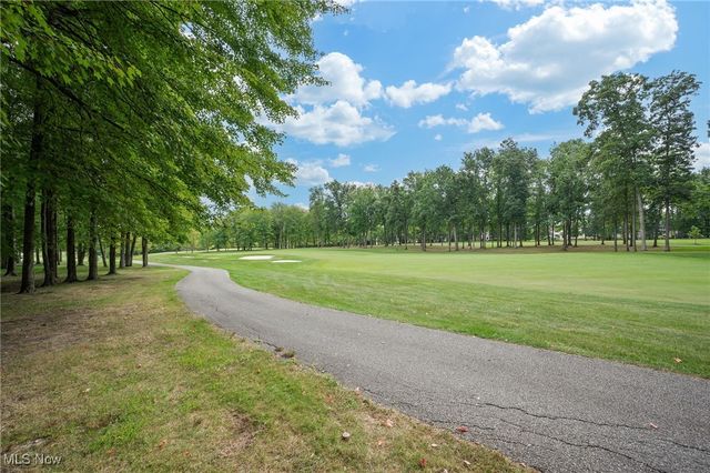 85 Brighton Drive, Aurora, OH 44202