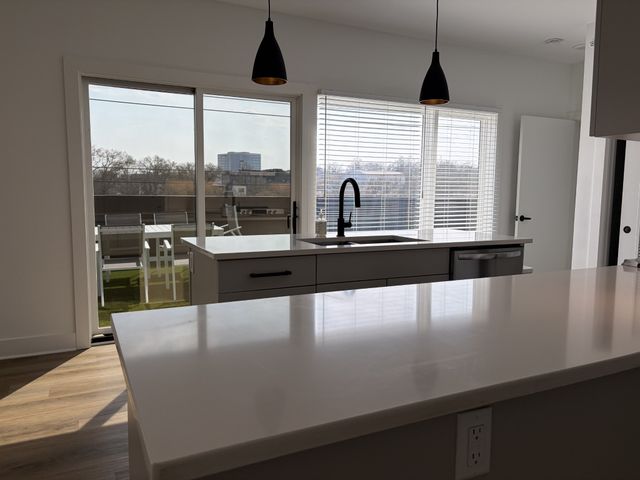 2704 Clifton Ave Apt 404, Nashville, TN 37209