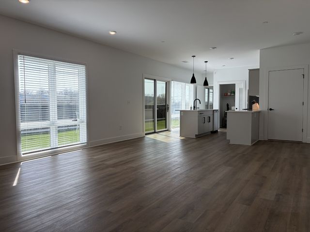 2704 Clifton Ave Apt 404, Nashville, TN 37209