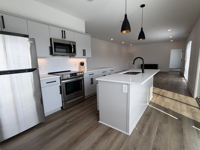 2704 Clifton Ave Apt 404, Nashville, TN 37209