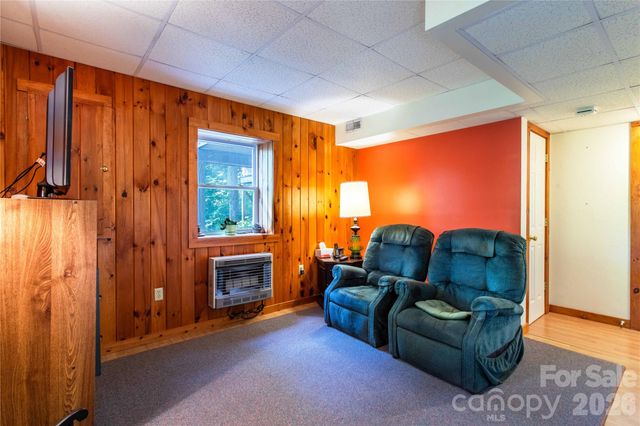 22 Great Aspen Way, Black Mountain, NC 28711