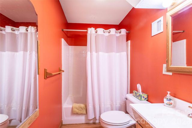 22 Great Aspen Way, Black Mountain, NC 28711