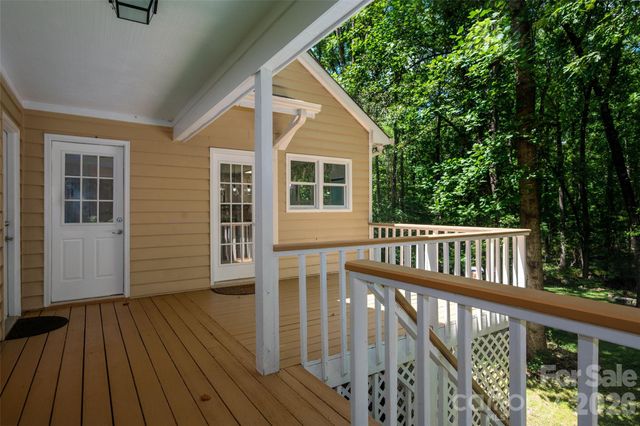 909 Woodland Forest Drive, Waxhaw, NC 28173