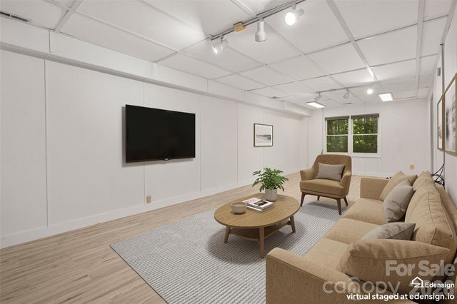 909 Woodland Forest Drive, Waxhaw, NC 28173