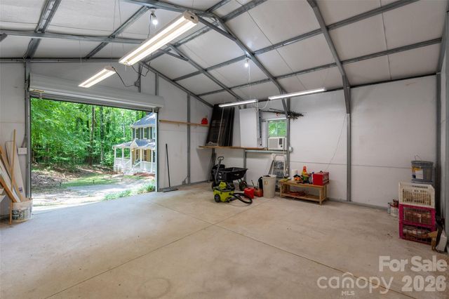 909 Woodland Forest Drive, Waxhaw, NC 28173