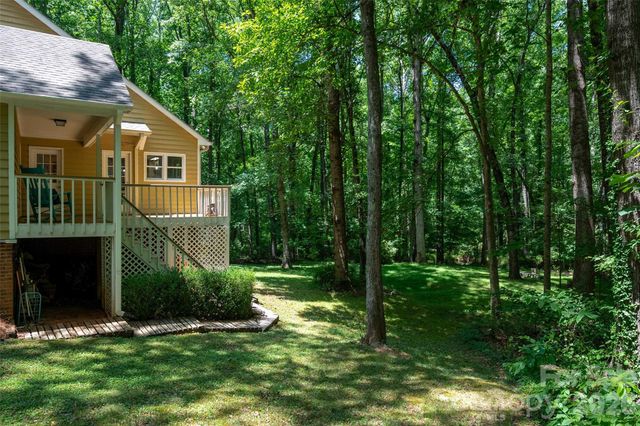 909 Woodland Forest Drive, Waxhaw, NC 28173