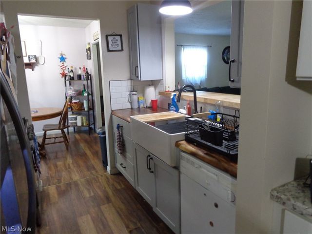 4711 Marcie Drive, Cleveland, OH 44109