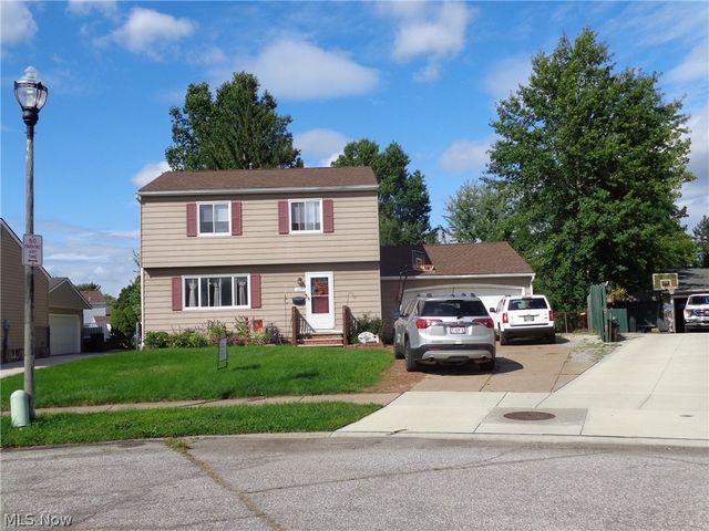 4711 Marcie Drive, Cleveland, OH 44109