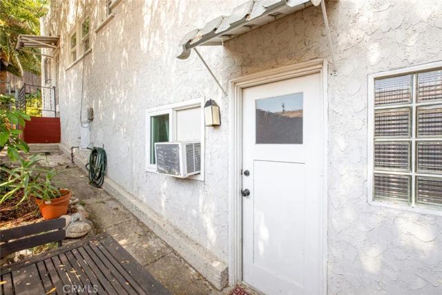 2400-2402 Merton Avenue, Los Angeles, CA 90041