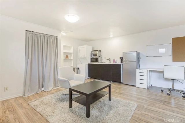 2400-2402 Merton Avenue, Los Angeles, CA 90041